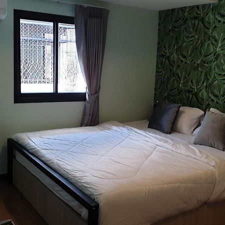 Nature Village Hostel 방콕 외부 사진