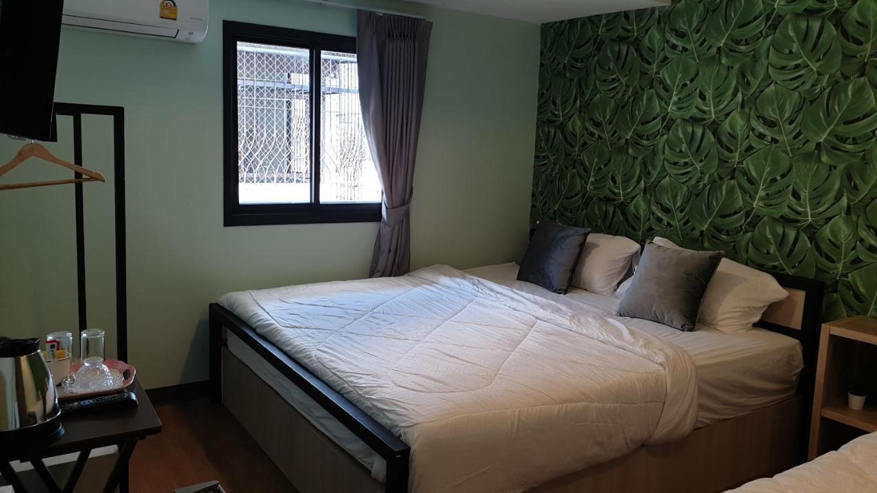 Nature Village Hostel 방콕 외부 사진