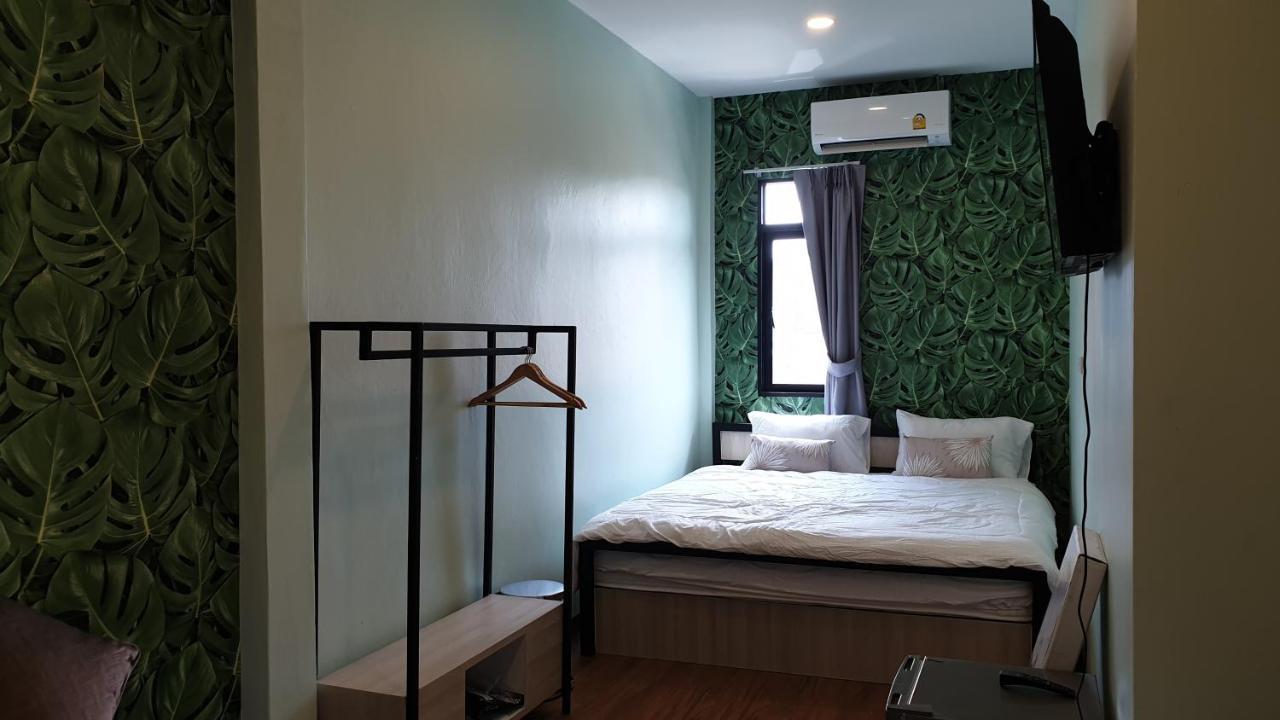 Nature Village Hostel 방콕 외부 사진