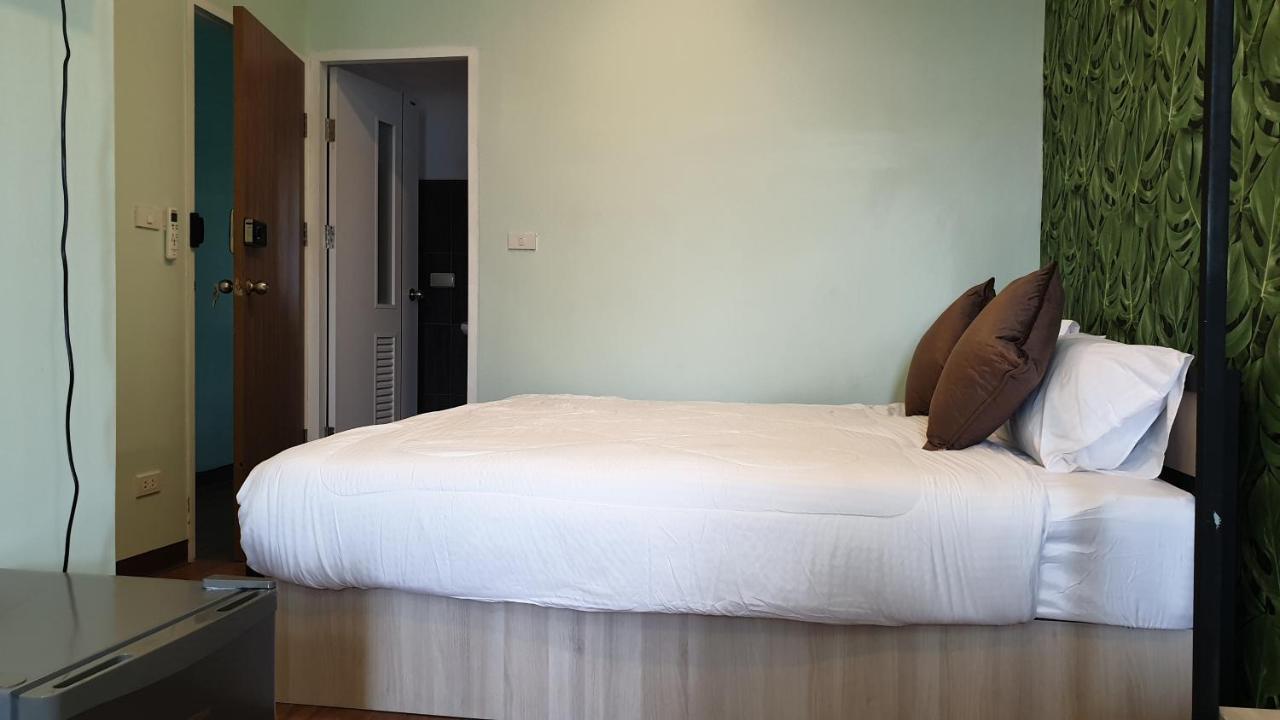 Nature Village Hostel 방콕 외부 사진